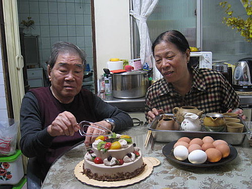返鄉祝壽喝喜酒