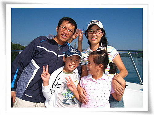 和外公外婆一起員工旅遊
