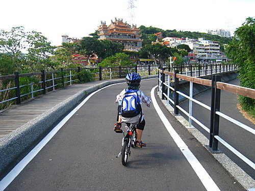 騎車往淡水