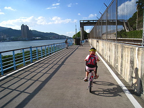 騎車往淡水