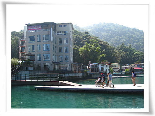 和外公外婆一起員工旅遊